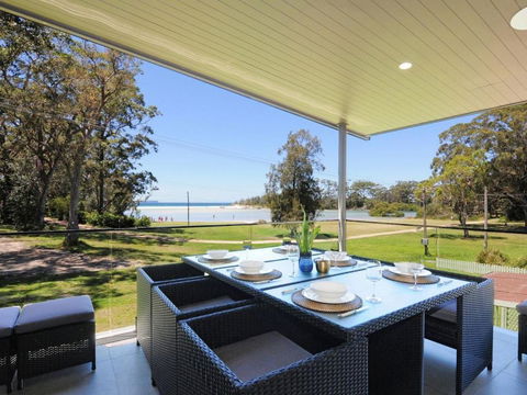 Waterview By Experience Jervis Bay - Pubs and Clubs 3