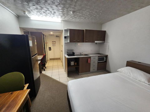 Water View Resort In North Ward - Pubs and Clubs 2