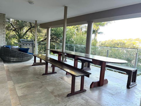 Waterfront Home In Oatley - Pubs and Clubs 1
