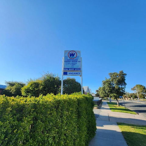 Wentworth Central Motor Inn - Pubs and Clubs 0