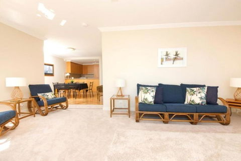 Whitesands 103 - Linen Not Included - Pubs and Clubs 2