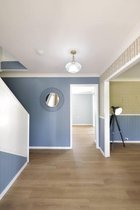 Wild Honey Tenterfield - Pubs and Clubs 3