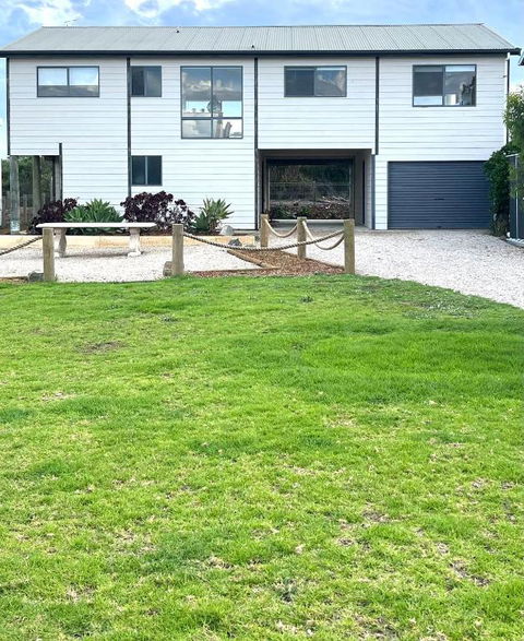 Wolfgangs Shack - Pubs and Clubs 0