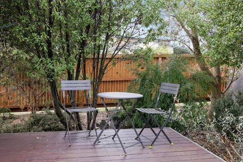 Woolamai Breeze - Pubs and Clubs 2