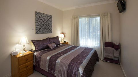 A Good Rest B & B - Pubs and Clubs 1