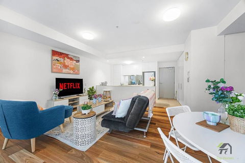 Warm&Comfortable Apartment In Wolli Creek - Pubs and Clubs 2