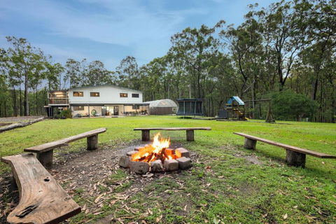 Winston Wallabies Urban Getaway - Pubs and Clubs 1