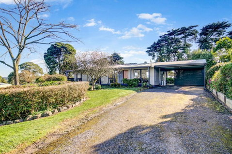 Yering Park Cottage - Pubs and Clubs 0