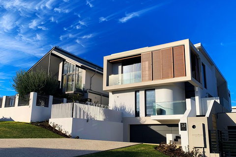 Big Perth (Private) Day Tour - Go Out 1