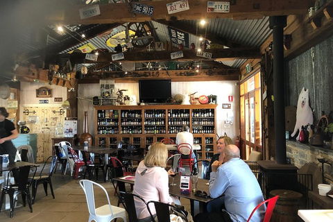Beer, Wine And Gin (The Ultimate Tastings.) - Pubs and Clubs 1