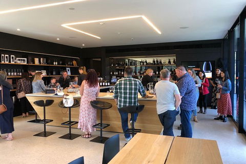 Beer, Wine And Gin (The Ultimate Tastings.) - Pubs and Clubs 5