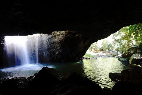 Natural Arch, Rainforest & Volcano Canyon - Private Half Day Tour - Pubs and Clubs 0