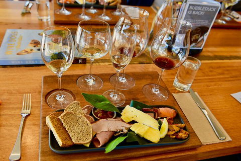 6-Day Tasmania Small-Group Guided Tour With Gourmet Food - Pubs and Clubs 3