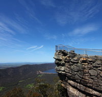 Private tours from Melbourne - Pubs and Clubs