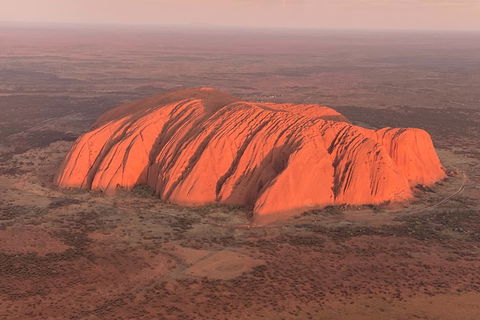 Scenic Flight: Uluru & Kata Tjuta - Pubs and Clubs 2