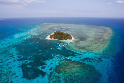 Green Island Fly And Cruise Combo From Cairns - Pubs and Clubs 1