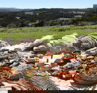 A picnic in Byron Bay - Pubs and Clubs