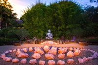 Byron Bay and the Crystal Castle Day Tour from Gold Coast, Surfers Paradise