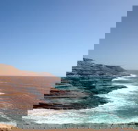 Kalbarri Pink Lake and Abrolhos Islands Nature Tour - Pubs and Clubs