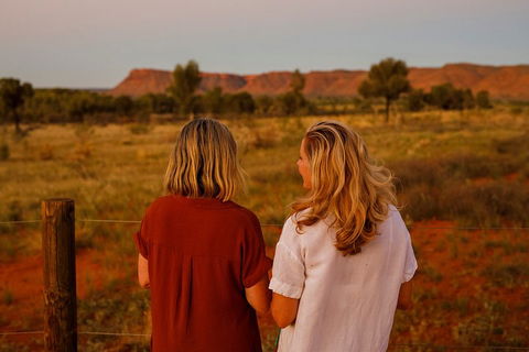 3-Day Alice Springs To Uluru (Ayers Rock) Via Kings Canyon Tour - Pubs and Clubs 5