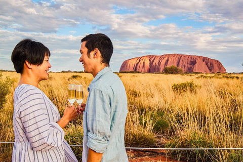 2-Day Uluru Sunset And Kata Tjuta Tour From Ayers Rock - Go Out 4