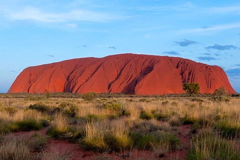Alice Springs, Uluru Ayers Rock & Kings Canyon 8 Days Touring Package - Pubs and Clubs 5