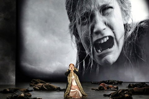 Opera Performance At The Sydney Opera House - Go Out 4