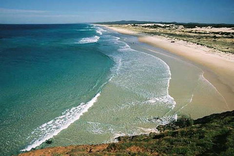Full-Day Moreton Island 4x4 Sightseeing Tour - Go Out 2