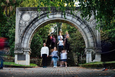 Private Royal Tasmanian Botanical Gardens Walking Tour - Pubs and Clubs 0