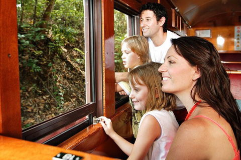 Kuranda Tour Deluxe Course With Kuranda 3 Zoos Or Free Course - Pubs and Clubs 1