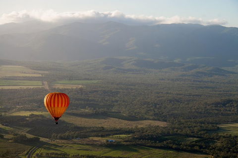 Hot Air Ballooning Tour From Cairns - Go Out 0