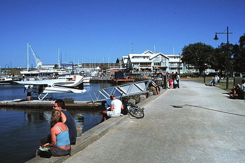Melbourne City And Williamstown Ferry Cruise - Pubs and Clubs 2