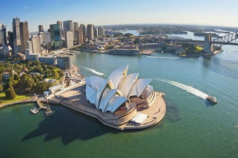 Private Tour Guide Sydney With A Local: Kickstart Your Trip, Personalized - Pubs and Clubs 1