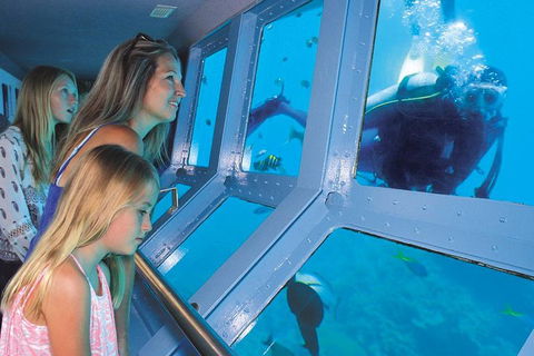 Port Douglas - Cruise And 10 Minute Scenic Flight - Pubs and Clubs 0
