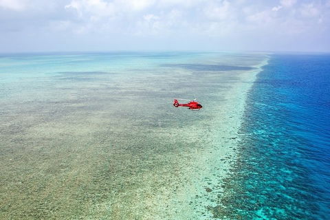 Ultimate Great Barrier Reef And Rainforest 45-minute Helicopter Tour - Go Out 5