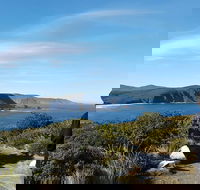 Small-Group Day Trip from Hobart to Bruny Island - Pubs and Clubs