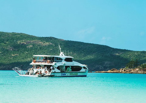 Whitehaven Beach Half-Day Cruises - Pubs and Clubs 5