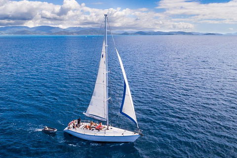 2 Night Small Group Whitsundays Sailing Adventure Aboard Mandrake - Pubs and Clubs 3