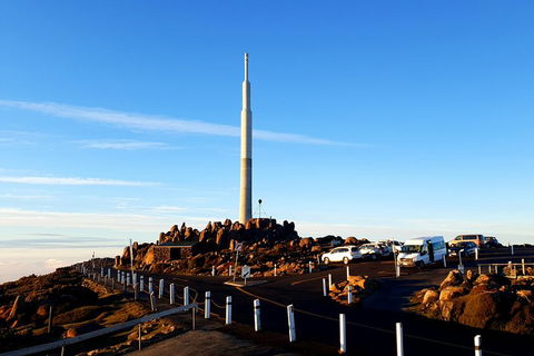 Kunanyi / Mt. Wellington Guided Hiking Tour - Pubs and Clubs 3