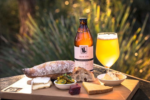 Bruny Island Day Tour, Includes Lunch And Exclusive Lighthouse Tour - Pubs and Clubs 3