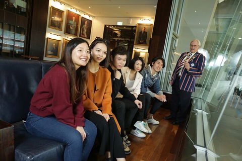 Sports Tour Of Melbourne With MCG Tour And Australian Sports Museum Access - Pubs and Clubs 0
