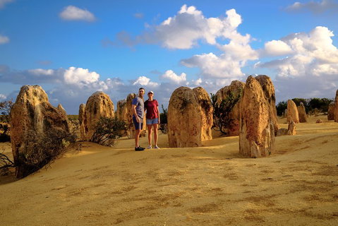 Pinnacles Sunset Dinner And Stargazing Experience A Small Group Tour - Pubs and Clubs 1