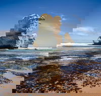 Small-Group Great Ocean Road Experience and Surf Coast Tour - Pubs and Clubs