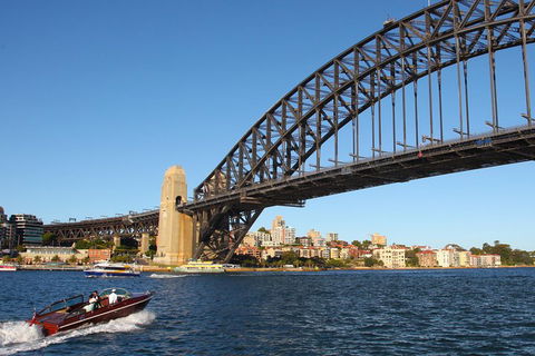 Private Icons And Highlights Cruise Of Sydney Harbour - Pubs and Clubs 1