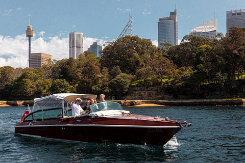 Private Icons And Highlights Cruise Of Sydney Harbour - Pubs and Clubs 4