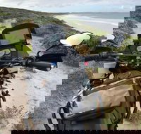 3 Days Flerieu Peninsula and Kangaroo Island Motorcycle Tour - Pubs and Clubs