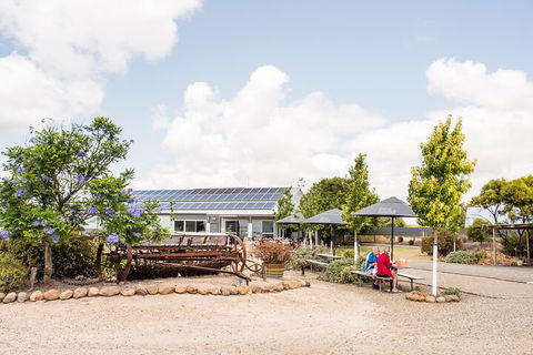 Heritage, Wine & Gin Tours - Go Out 5