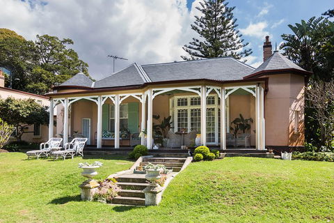 Eastern Suburbs Of Sydney, Woolloomooloo And Barangaroo - Go Out 1