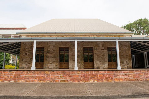 Private WW2 Bombing Of Darwin Tour - Pubs and Clubs 5