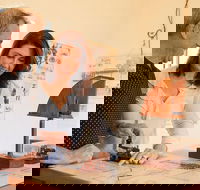 Best of Alice Springs Full Day Tour - Pubs and Clubs